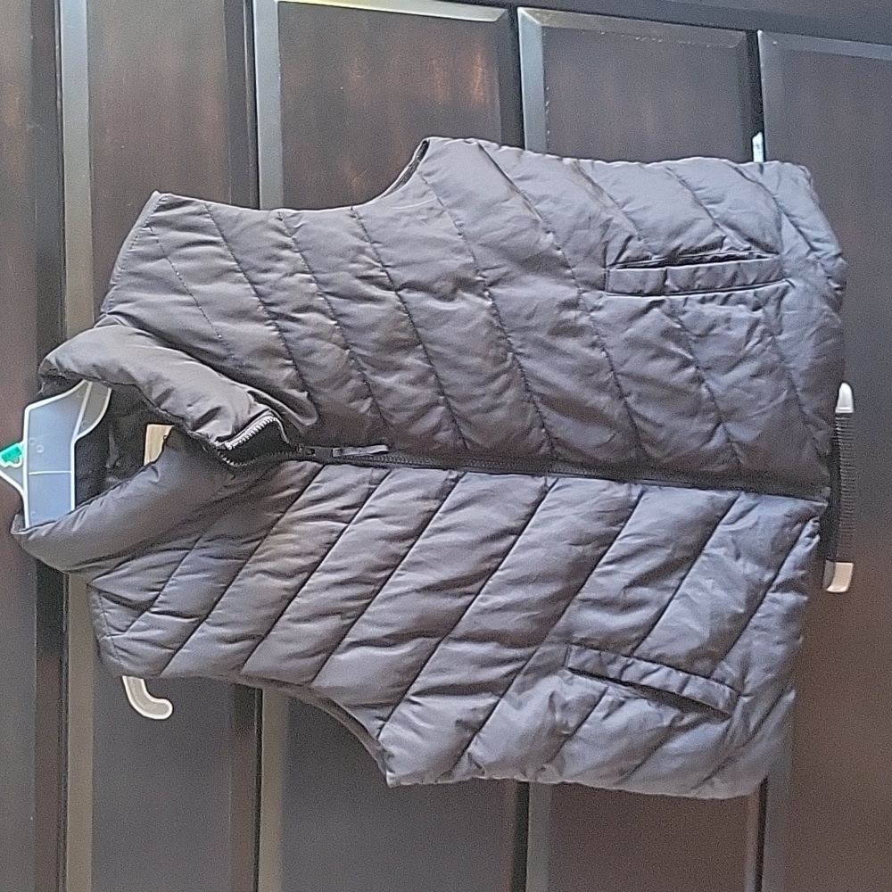 GAP XL BLACK VEST